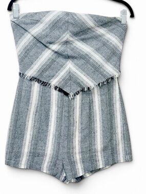 American Threads light gray and white striped strapless romper size Small